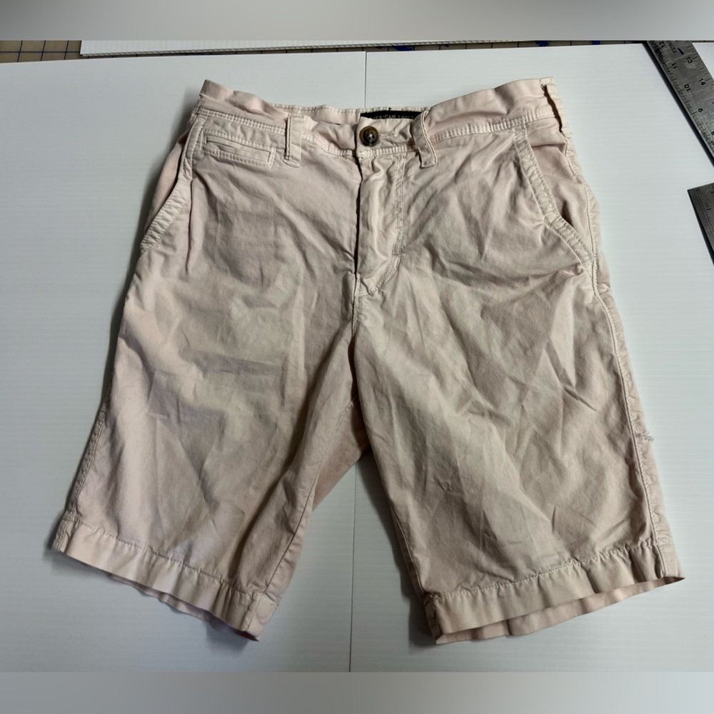 AMERICAN Eagle Outfitters Mens small LIGHT PINK slim shorts